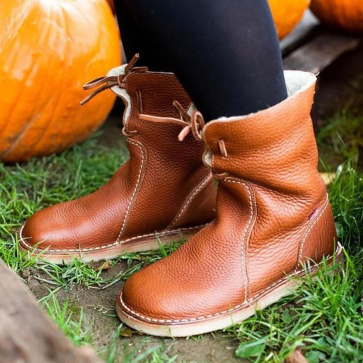 Elegant Women’s Lace-Up Winter Boots