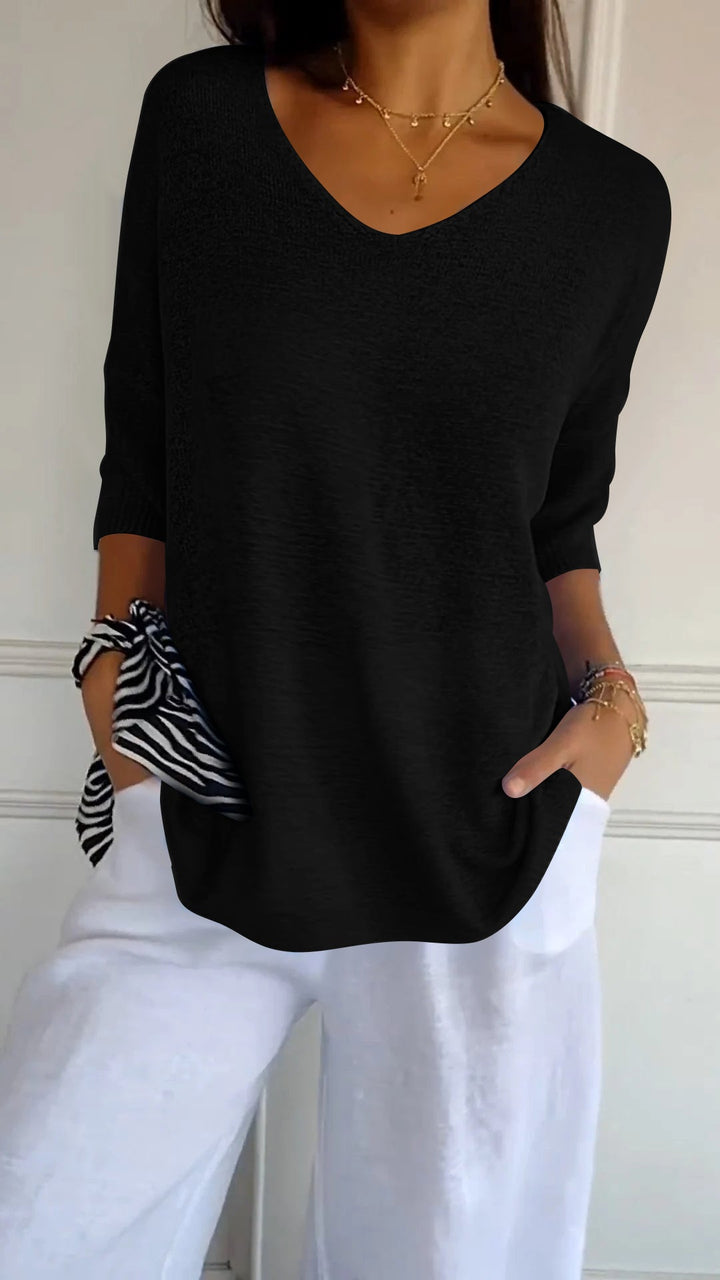 Mariann | Elegant V-Neck Top