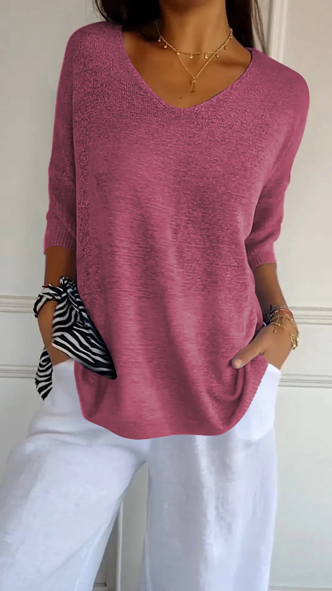 Mariann | Elegant V-Neck Top
