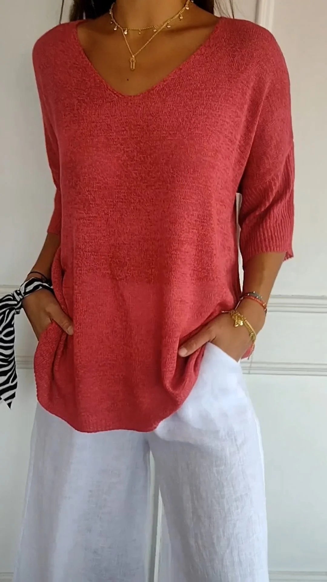 Mariann | Elegant V-Neck Top
