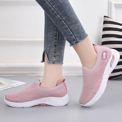 Lightweight Women’s Walking Sneakers