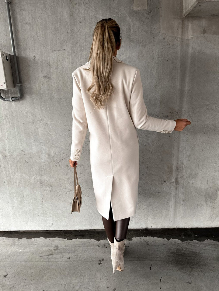 Antonia | Sophisticated Double-Breasted Coat