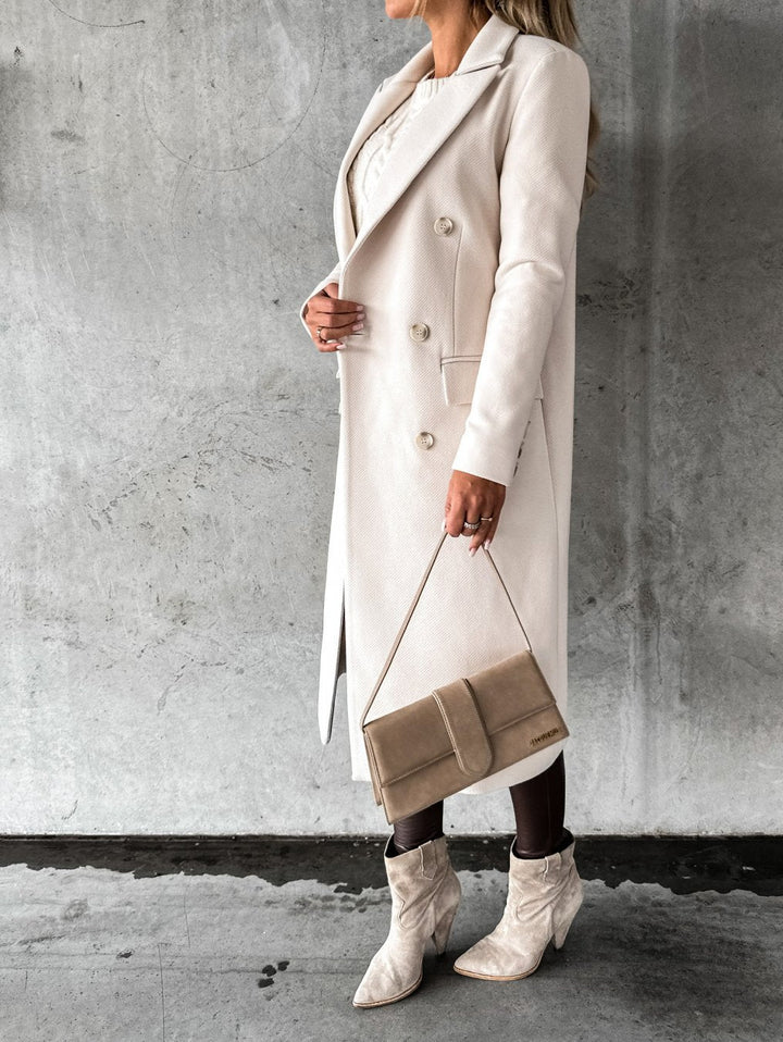 Antonia | Sophisticated Double-Breasted Coat