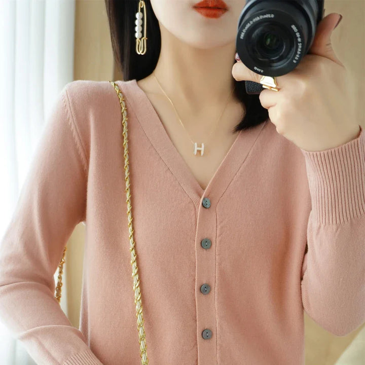 Sienna | Chic V-Neck Knit Cardigan