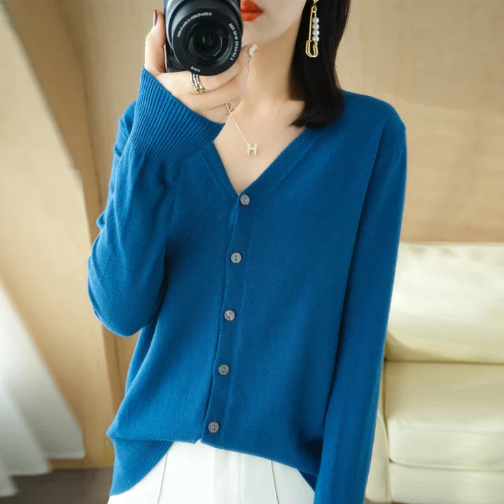 Sienna | Chic V-Neck Knit Cardigan