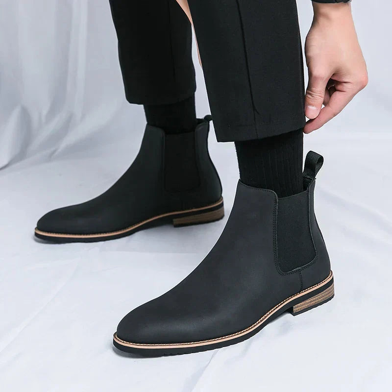 August | Leather Chelsea Boots