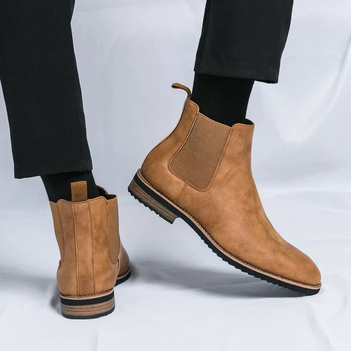 August | Leather Chelsea Boots