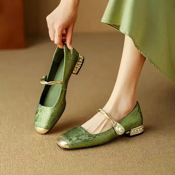 Dinah | Elegant Low-Heeled Pumps