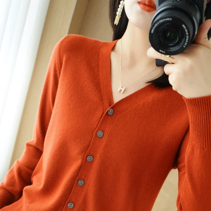 Sienna | Chic V-Neck Knit Cardigan