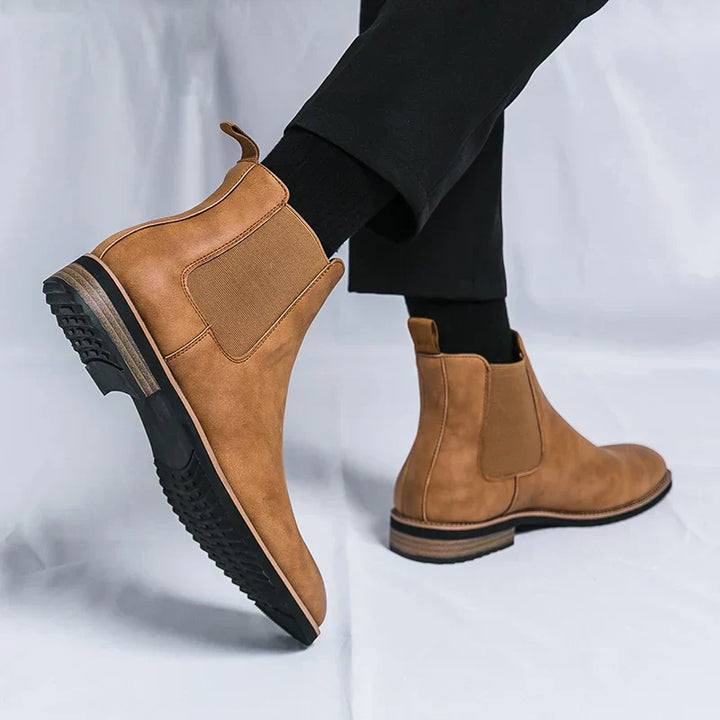 August | Leather Chelsea Boots