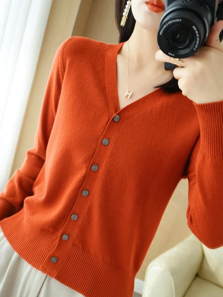 Sienna | Chic V-Neck Knit Cardigan